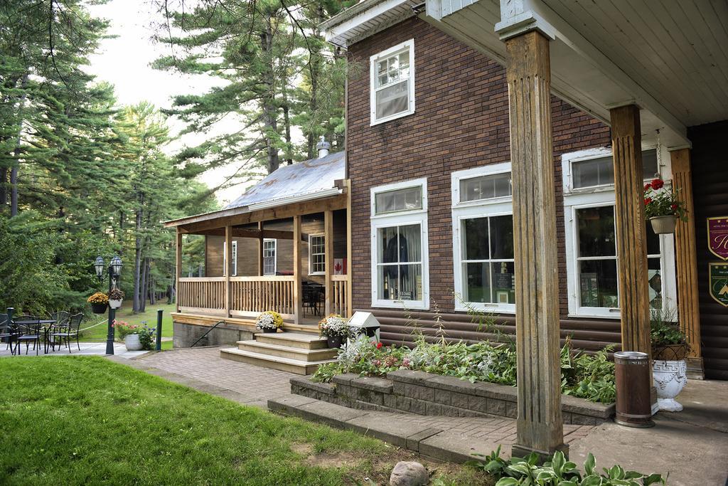 Pine Lodge Bristol Eksteriør billede