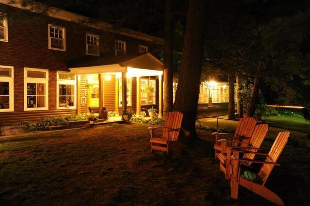 Pine Lodge Bristol Eksteriør billede